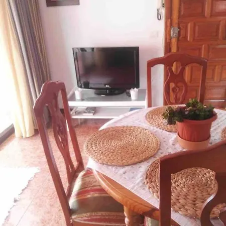 Calle Almacigo Apartment